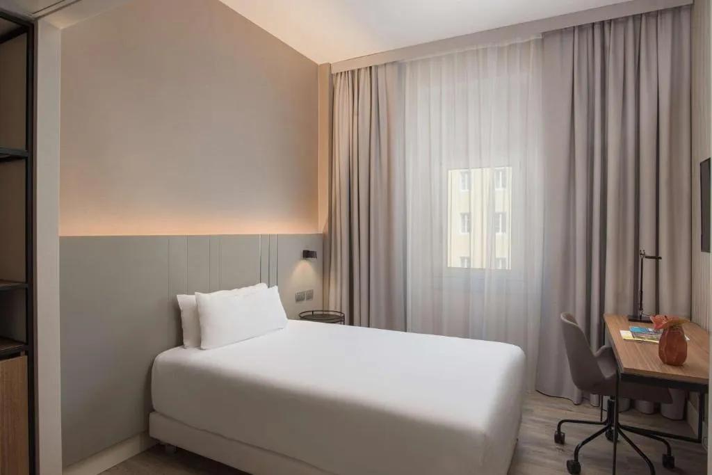 hotel image 9