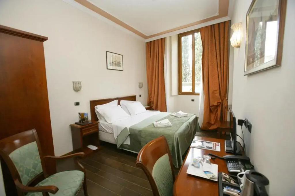 hotel image 7