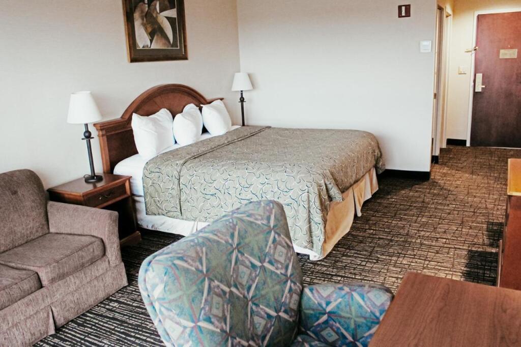 hotel image 9