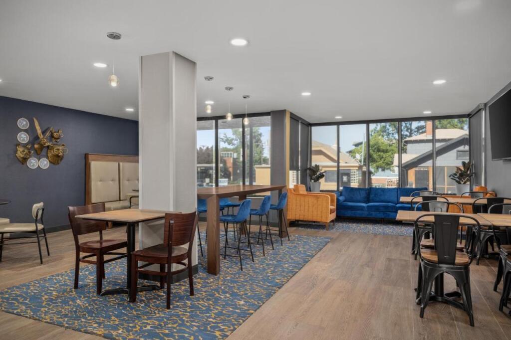 hotel image 23
