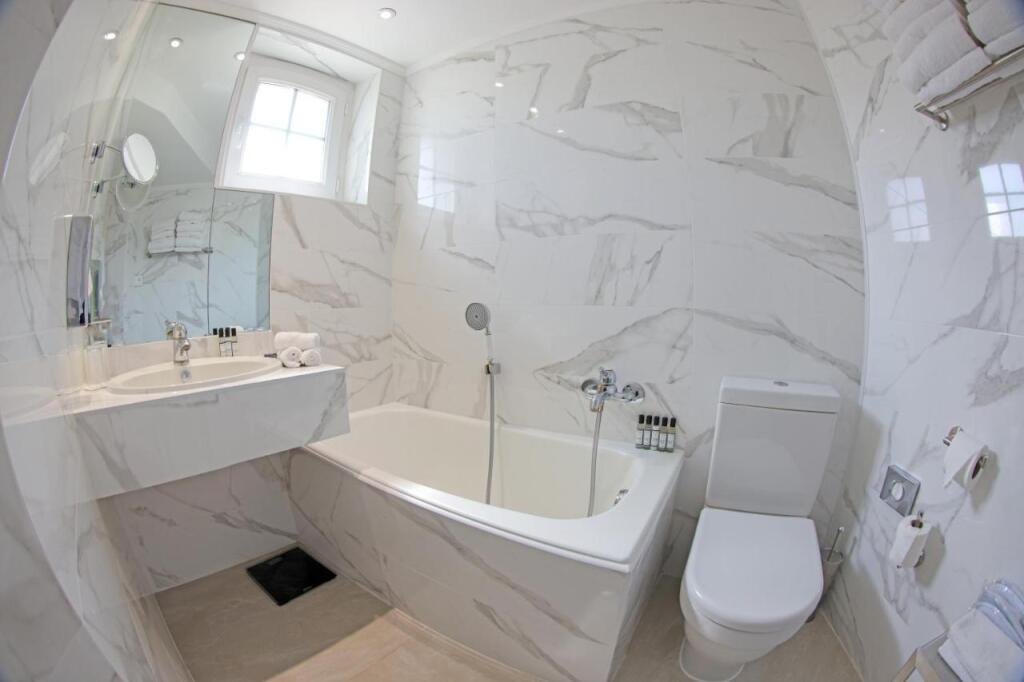 hotel image 12
