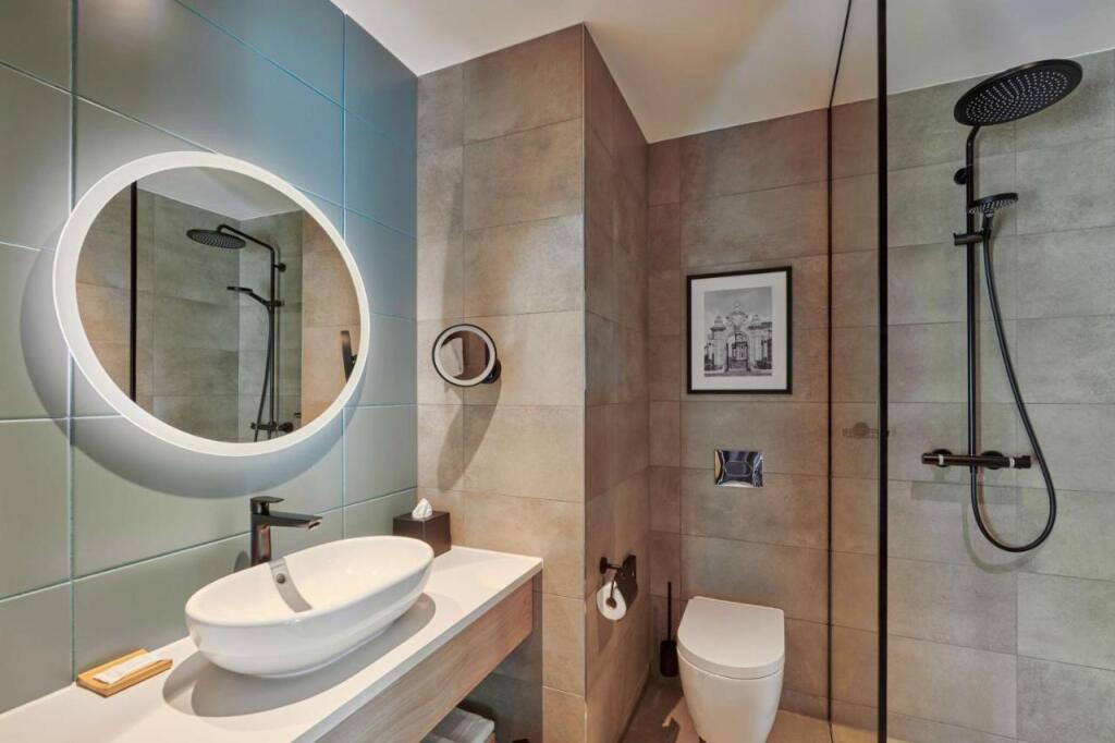 hotel image 8