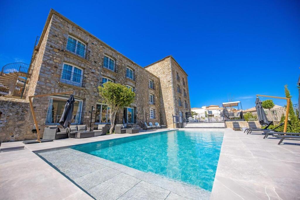 hotel image 10