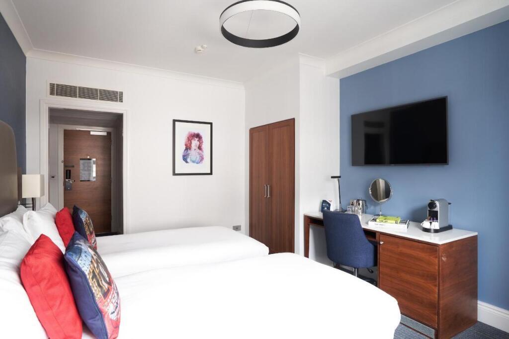 hotel image 8