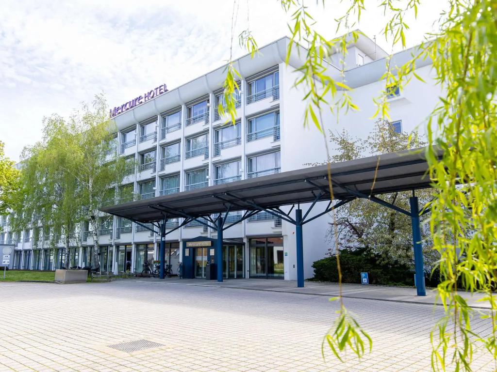 hotel image 11