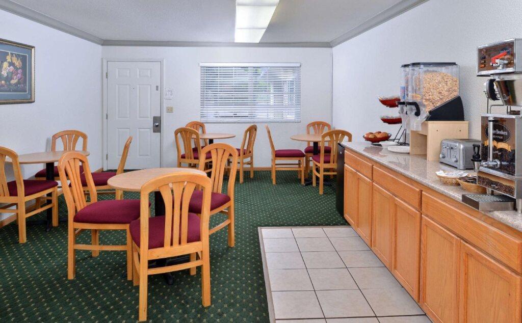 hotel image 12